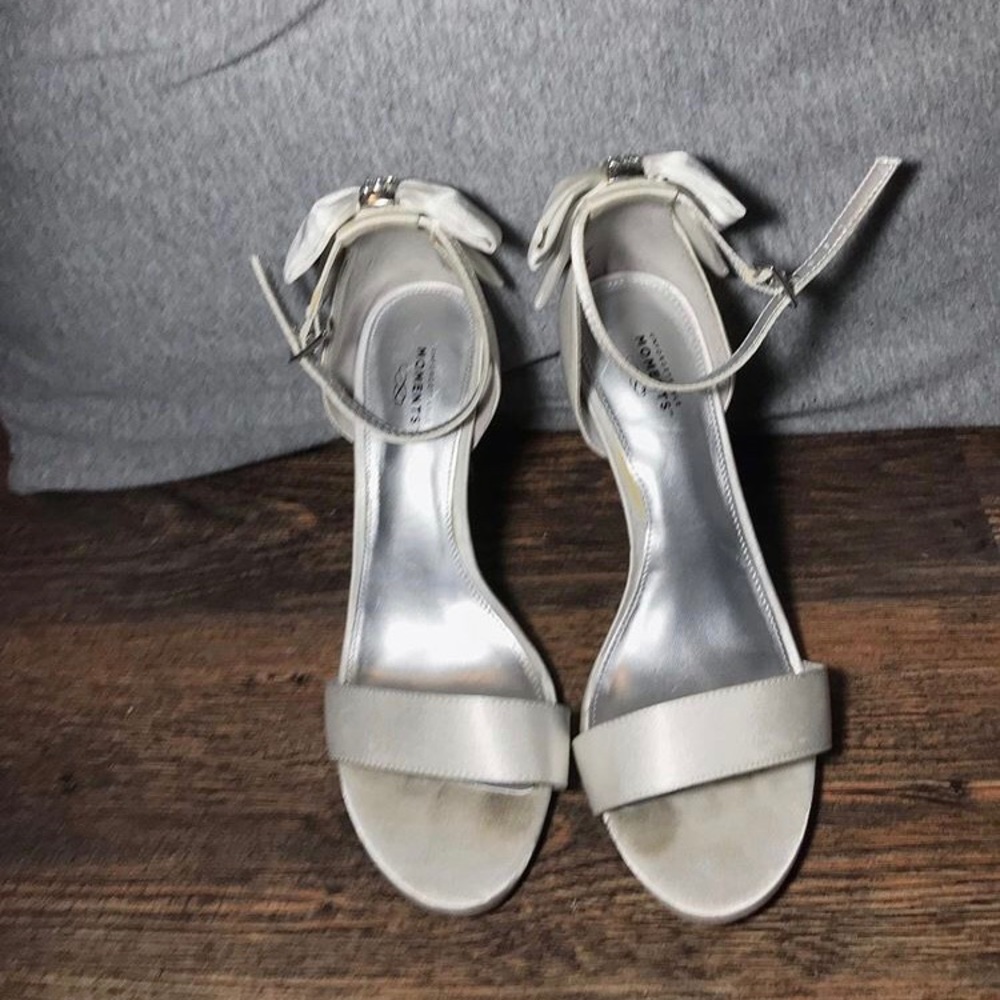 heels - Picture 4 of 6